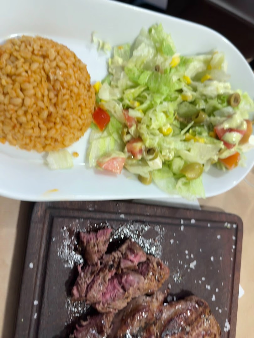 Grillade Dorée · Photos 9