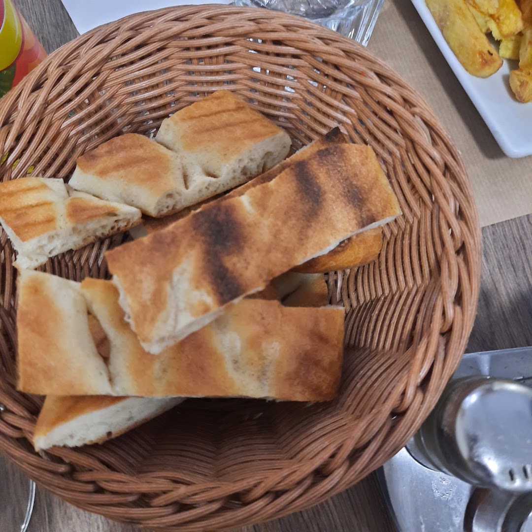 Grillade Dorée · Photos 8